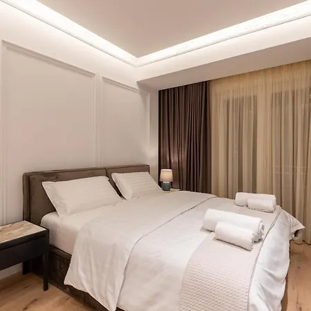 Night Apartment