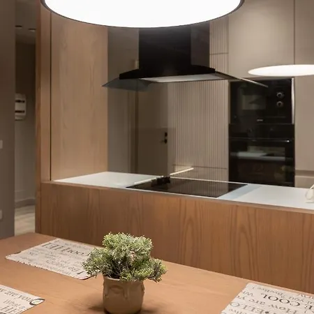 Apartment Night *
