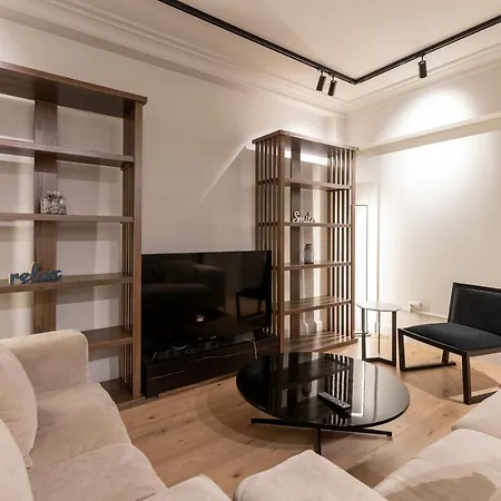 Night * Тирана